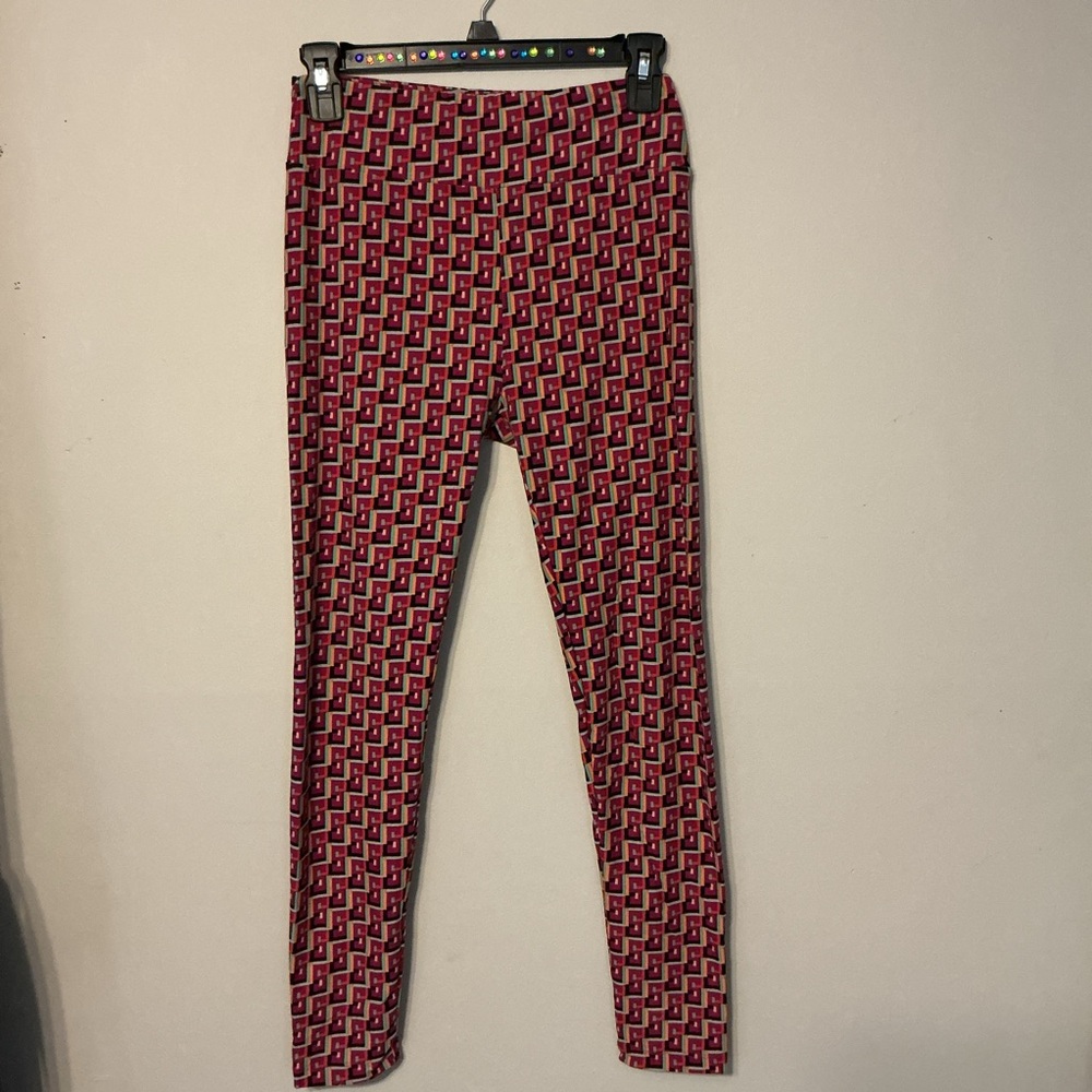 LuLaRoe Pink and Black Geometric Leggings